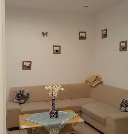 Holiday Apartment Есен Стая снимка