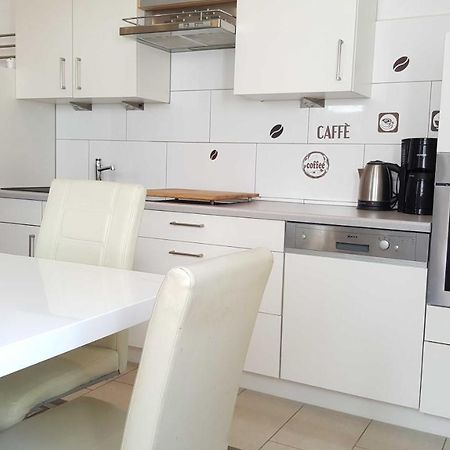 Holiday Apartment Есен Екстериор снимка