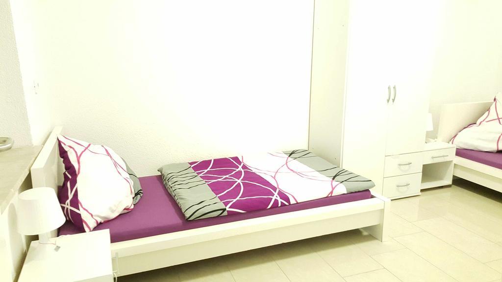 Holiday Apartment Есен Стая снимка
