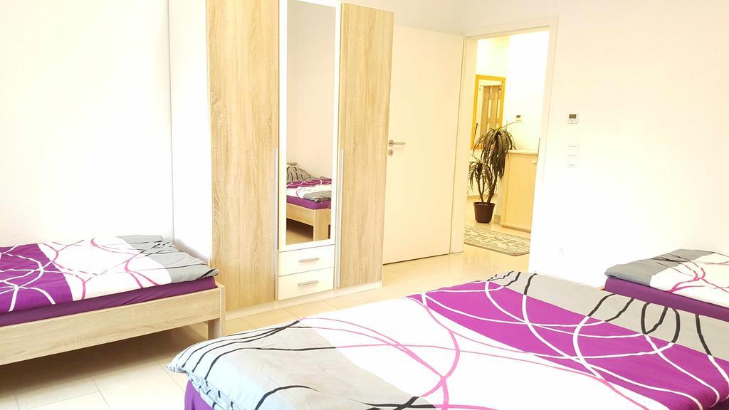 Holiday Apartment Есен Стая снимка
