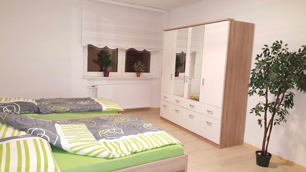 Holiday Apartment Есен Стая снимка