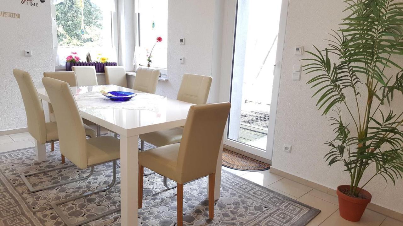 Holiday Apartment Есен Екстериор снимка